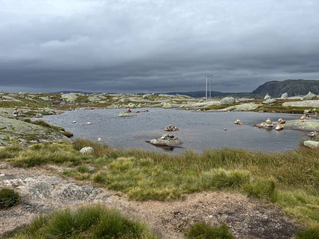 Photo 4 by Marek S. about renting a Toyota Yaris in Stavanger (7/28/24)
