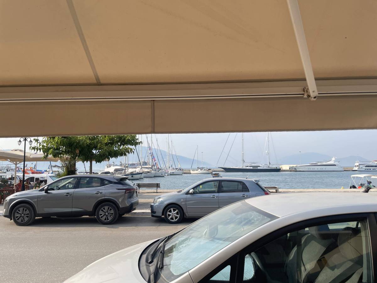 Photo by paul J. about hiring a Nissan Qashqai at Kefalonia Airport (30/08/23)