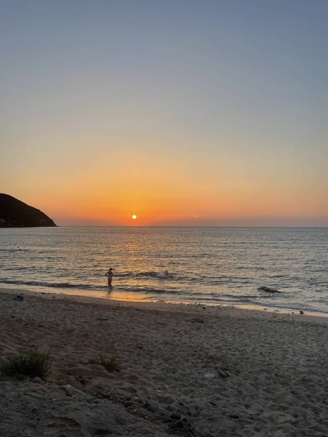 Photo 5 by colin D. about hiring a Volkswagen Polo in Greece (28/07/26)