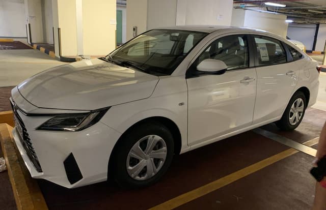 Foto di Vincenzo D. sul noleggio di una MG 5 all’aeroporto di Abu Dhabi (04/01/24)