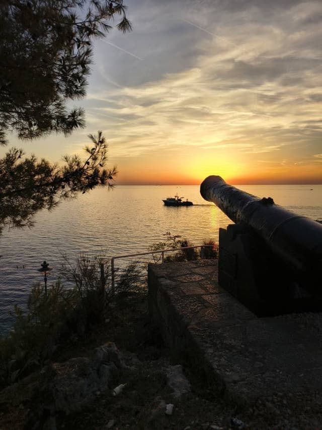 Photo 7 by Andrzej C. (9/13/26)