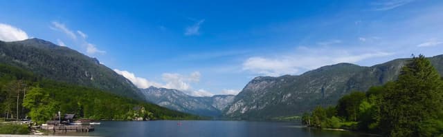 Photo 6 by Tan L. about renting a Volkswagen Taigo in Dubrovnik (5/21/25)