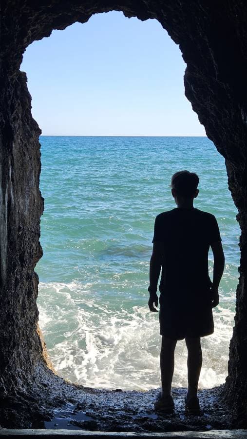 Photo 2 by Enrique C. (4/5/26)