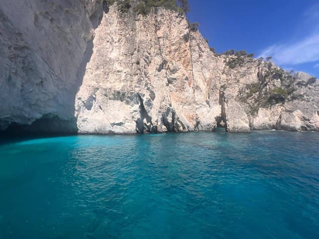 Foto 1 di Luca C. sul noleggio di una Hyundai i20 a Zante (05/07/24)