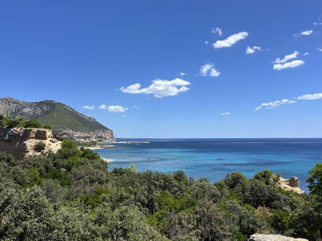 Photo 2 by Zita H. about hiring a Volkswagen Polo in Olbia (10/07/25)