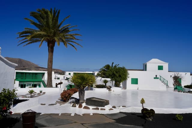 Photo 6 by Nigel D. about renting a Citroen C1 in the Canary Islands (2/15/25)