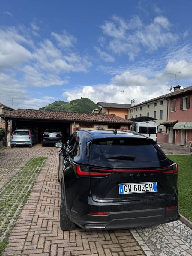 Fotografie realizată de Dorin Marius Z. despre închirierea unei mașini Toyota Yaris la aeroportul din Treviso (25.05.25)