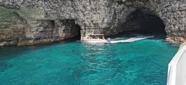 Photo 2 by Edward L. about hiring a Volkswagen Up at Malta Luqa Airport (05.08.23)