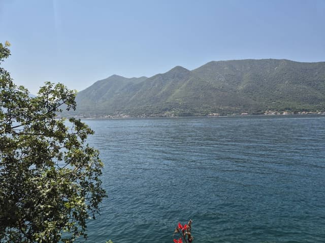 Photo 8 by Helle Boisen A. about renting a Toyota Yaris in Tivat (7/22/24)