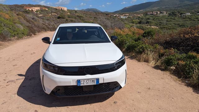 Foto 6 van Sandra B. over het huren van een Lancia Ypsilon op Olbia luchthaven (14-9-25)