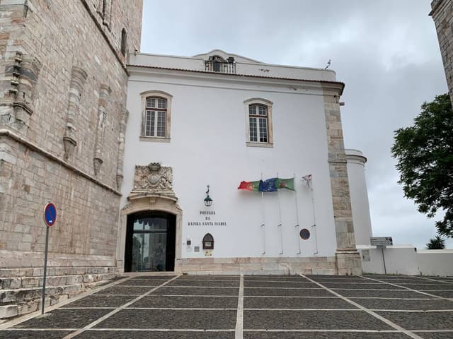 Photo 4 by Jane S. about hiring a Volkswagen T-Roc in Porto (24.06.24)