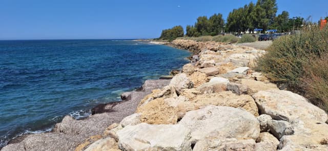 Photo 8 by Zoltan S. about renting a Opel Corsa at Paphos Airport (6/6/25)