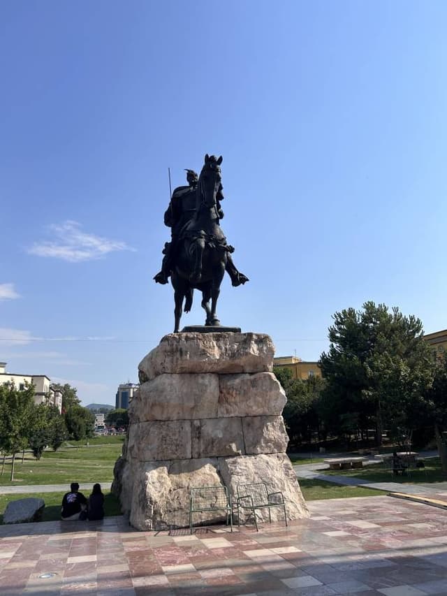 Foto 7 van Carmen D. over het huren van een Skoda Fabia in Tirana (26-7-24)