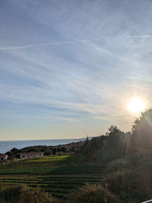 Photo 4 by antoinette V. about renting a Volkswagen Up in Kefalonia (10/19/24)