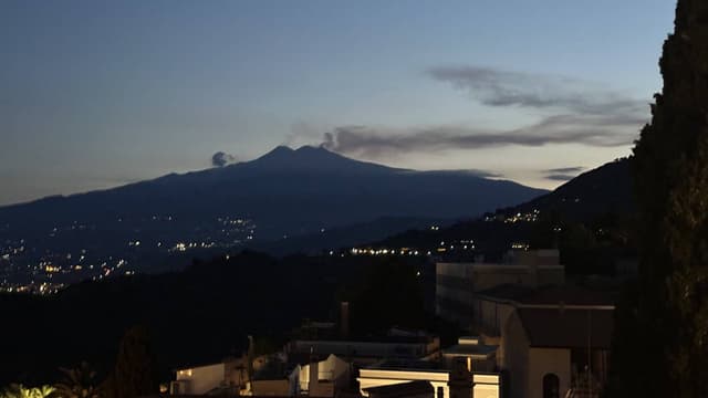 Fotografie 7 realizată de Marius C. despre închirierea unei mașini Volkswagen Taigo la aeroportul Fontanarossa - Catania (03.06.25)