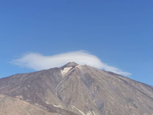 Photo 2 par Miguel A. sur la location d'un Mercedes Benz Vito à Tenerife (23/10/22)