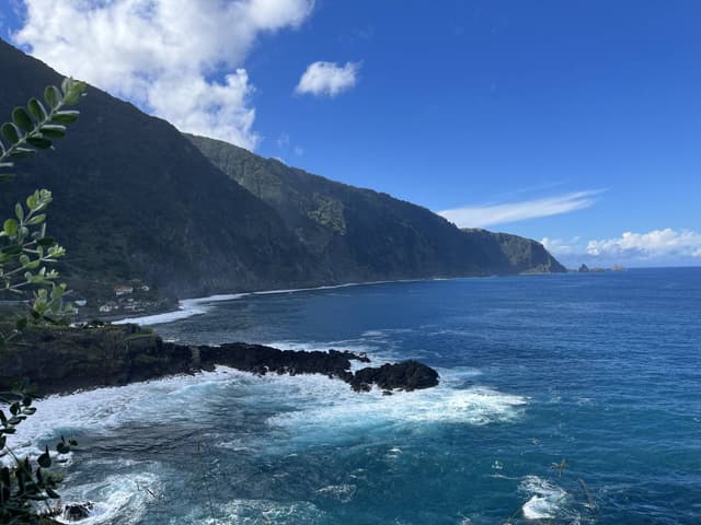 Photo 2 by Niall W. (10/26/25)