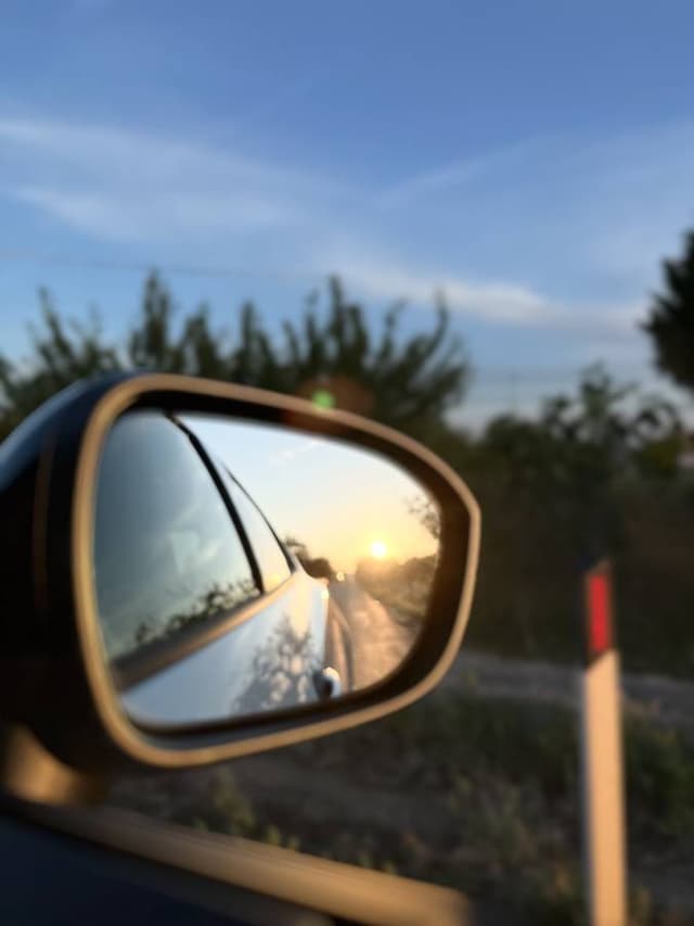 Fotografia 1 realizată de Octavia B. despre închirierea unei mașini Volkswagen Golf în Bari (16.05.25)