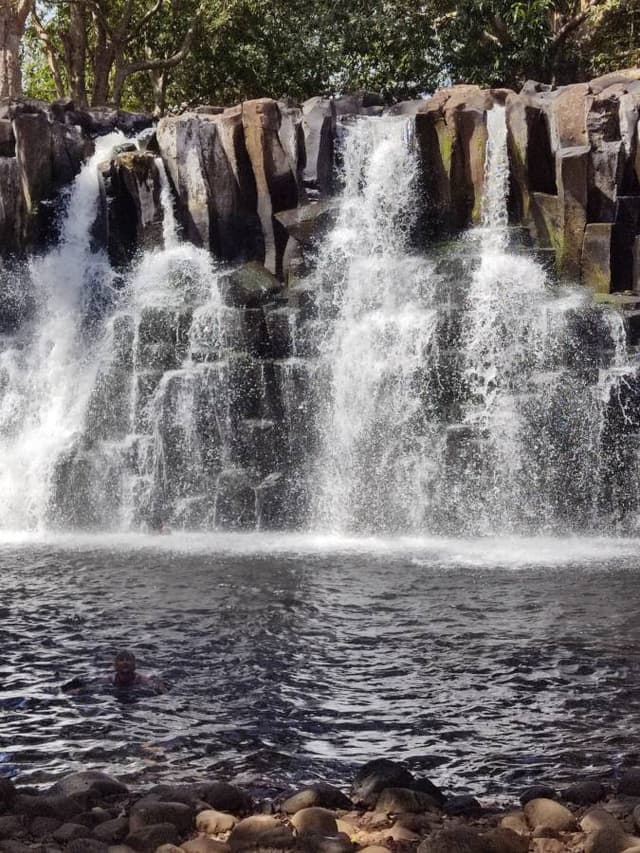 Photo 4 by Gerard T. (12/3/25)