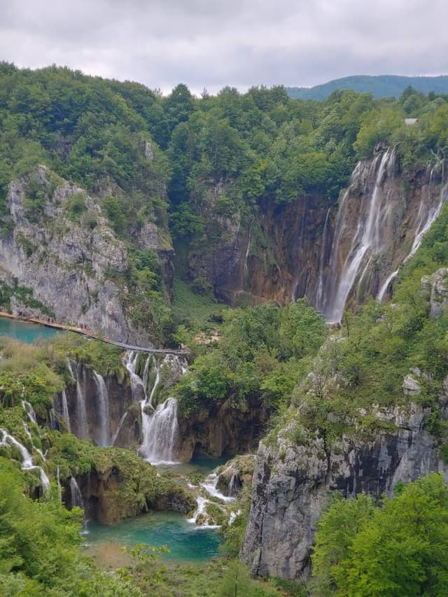 INWOO H.의 사진 4 (24. 6. 10.)