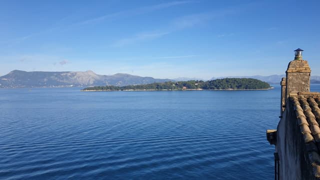 Photo 8 by Michail M. (12/8/25)