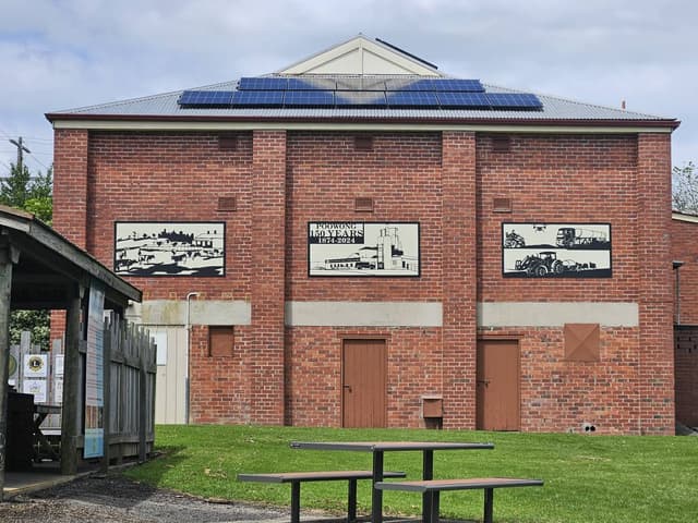 Photo 5 by Toni H. (11/21/25)