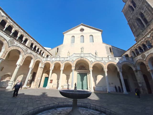 Foto 4 di Cristina T. sul noleggio di una Fiat Panda alla stazione ferroviaria di Salerno (06/04/25)