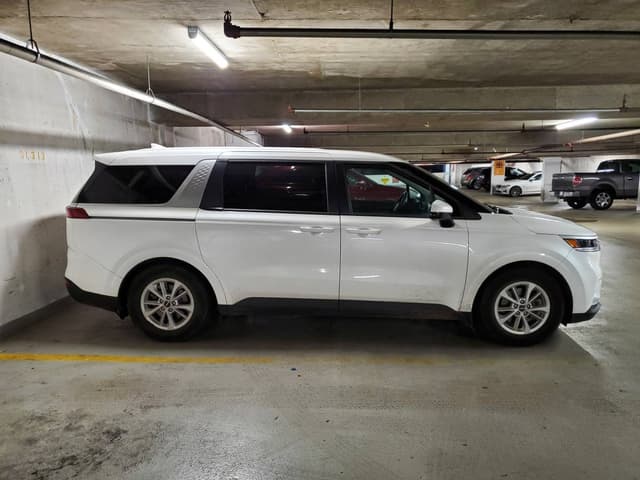 Photo by Winson L. about renting a Kia Rio in Vancouver (12/20/22)