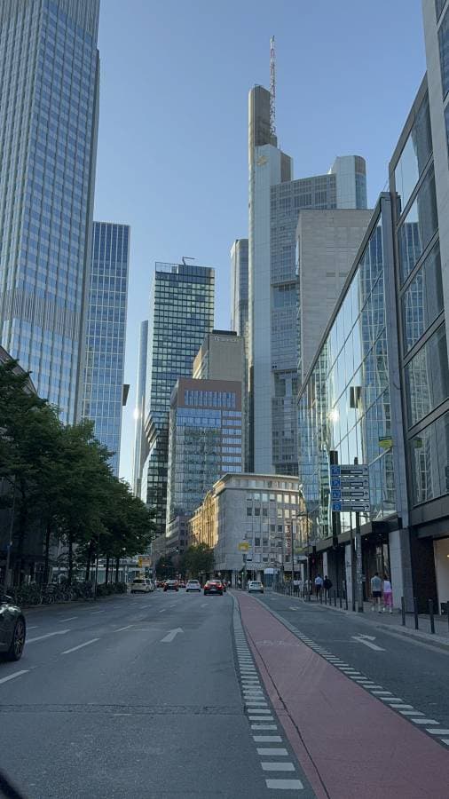 Фото 7 от Kanstantsin D. об аренде Seat Ibiza в Дюссельдорфе (09.07.25)