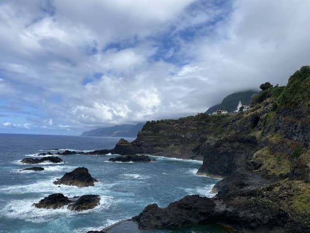 Foto 8 van Gilbert G. (6-8-24)