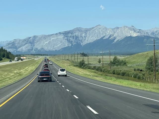Photo 4 by Gaynor W. about hiring a Ford Escape at Calgary Airport (19/07/26)