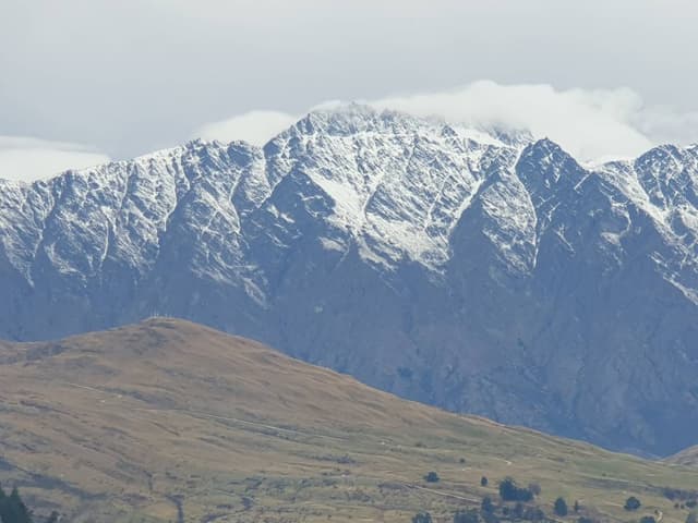 Photo by Meijian L. about renting a Ford Everest in New Zealand (7/13/25)