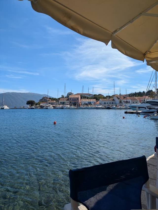 Photo 5 by antoinette V. about renting a Volkswagen Up in Kefalonia (10/19/24)