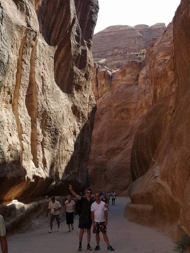 Photo 2 by John W. about hiring a Nissan Sunny in Jordan (05.08.23)