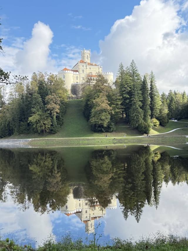 Photo 5 by Rogerio G. about hiring a Kia Rio at Zagreb Railway Station (13/10/24)