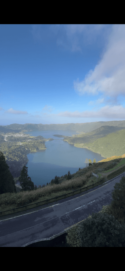 Foto de Thiago L. sobre o aluguer de um Skoda Fabia em Portugal - no arquipélago dos Açores (12/02/25)