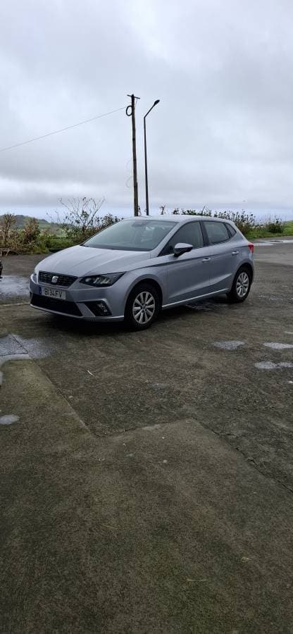 Zdjęcie 2 wykonane przez Arkadiusz K. dotyczące wynajmu Mitsubishi Space Star w na Lotnisku Ponta Delgada dnia (7.05.25)