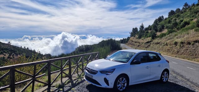 Zdjęcie wykonane przez Slawomir J. dotyczące wynajmu Opel Corsa na Lotnisku Madera Funchal dnia (10.12.23)