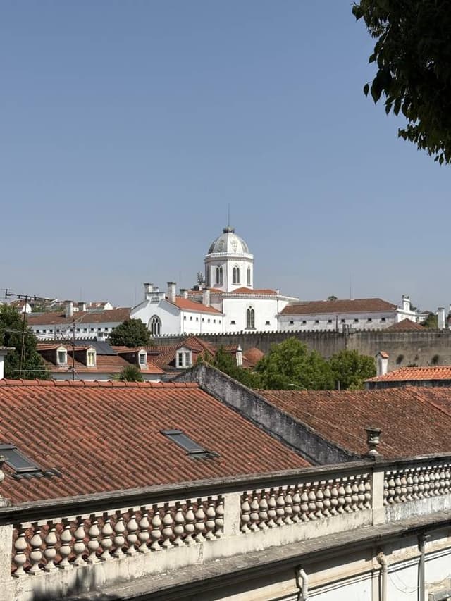 Photo 6 by david F. about renting a Nissan Juke in Portugal (8/17/25)
