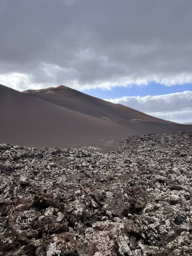 Photo 2 by Magdalena S. about renting a Toyota Corolla at Lanzarote Airport (3/10/24)
