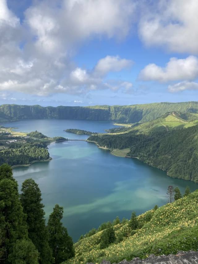 Photo 5 by Dominic Y. about hiring a Mitsubishi Space Star at Ponta Delgada Airport (29.08.24)