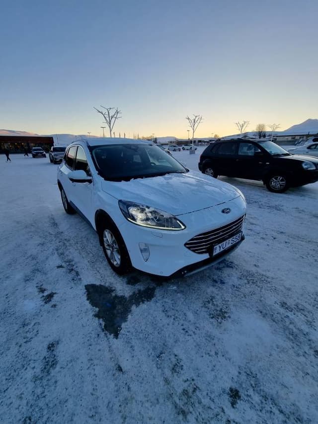 Zdjęcie 4 wykonane przez Patryk O. dotyczące wynajmu Mazda CX-5 w w Akureyri dnia (8.12.23)