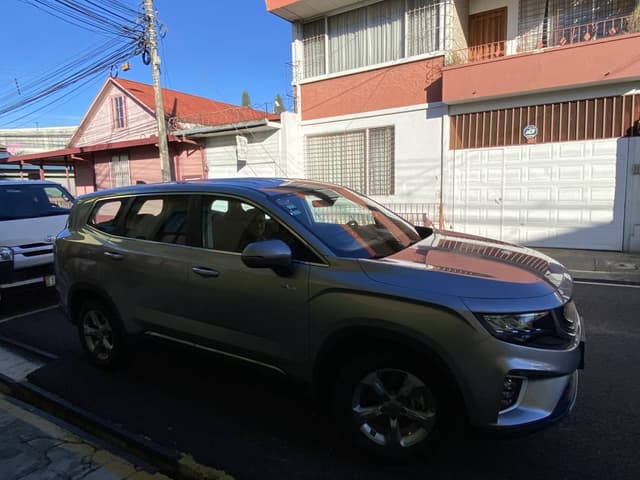 Foto 5 de Arturo R. sobre el alquiler de un Geely Okavango 2WD Aut. en el aeropuerto de San José (21/1/24)