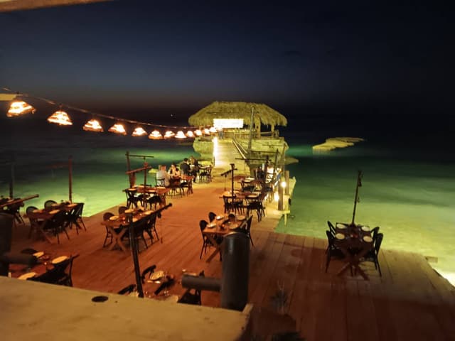 Photo 3 by Hussein B. (10/29/25)