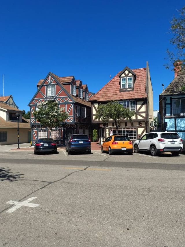 Photo 2 by Iain J. about hiring a Jeep Compass in Los Angeles (31/07/26)
