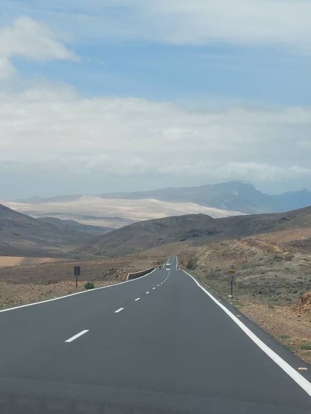Photo 4 par STEPHANE C. sur la location d'un Jeep Avenger à Fuerteventura (10/05/25)