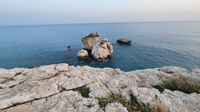 Zdjęcie 4 wykonane przez Adam B. dotyczące wynajmu Toyota Aygo w na Lotnisku w Pafos dnia (30.03.24)