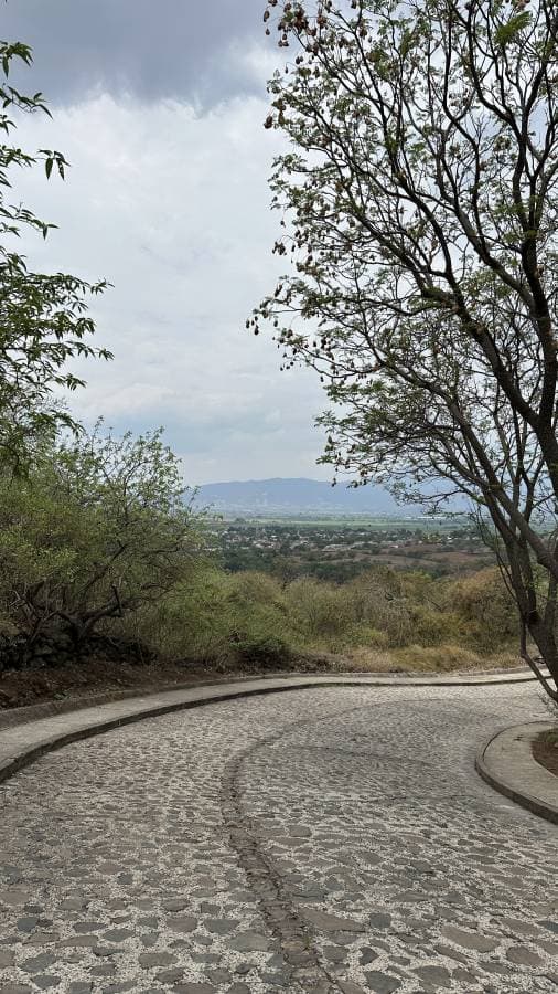 Photo 4 by Raj G. about renting a Renault Duster at Guadalajara Airport (6/21/25)