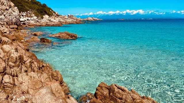 Foto 2 od Alena S. o pronájmu Ford Fiesta na Letišti Alghero Fertilia (5/18/24)