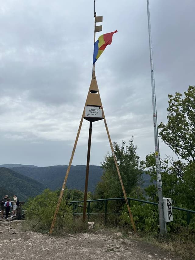 Photo by Nina P. about hiring a Toyota Yaris in Romania (23.09.23)